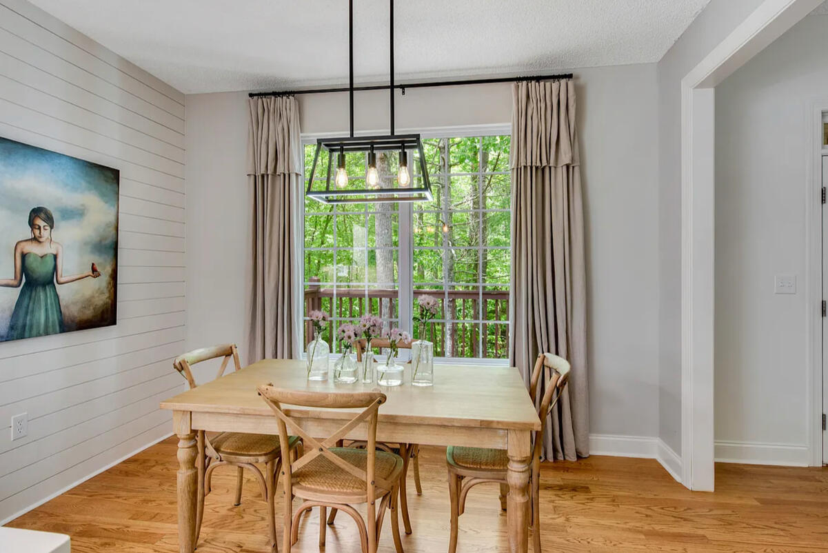 Ranch Staging Project / Breakfast Nook